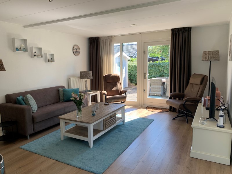 huiskamer 2 (Custom)