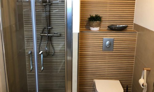 83b3b7ab-a79c-4e42-95b2-bd6e839418c2