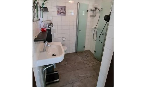 164815_87193452083361